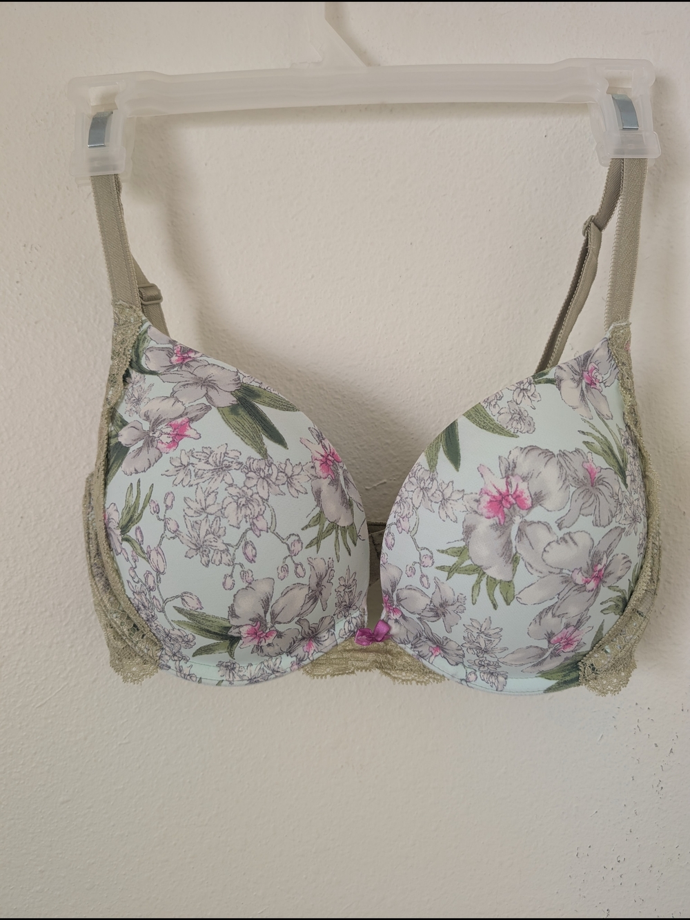Victoria's Secret Dream Angels Push-Up Bra 34D, Green Pink Floral - Picture 1 of 6